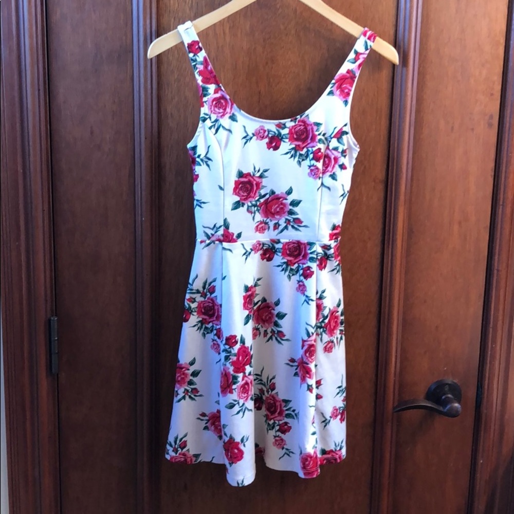 H&M floral print sleeveless jersey dress